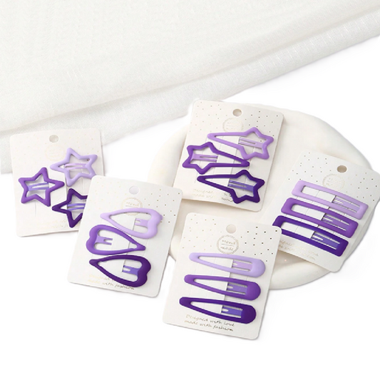 Set of purple hair clips 