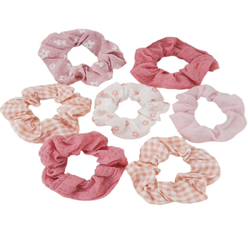 Set of pink and white scrunchies