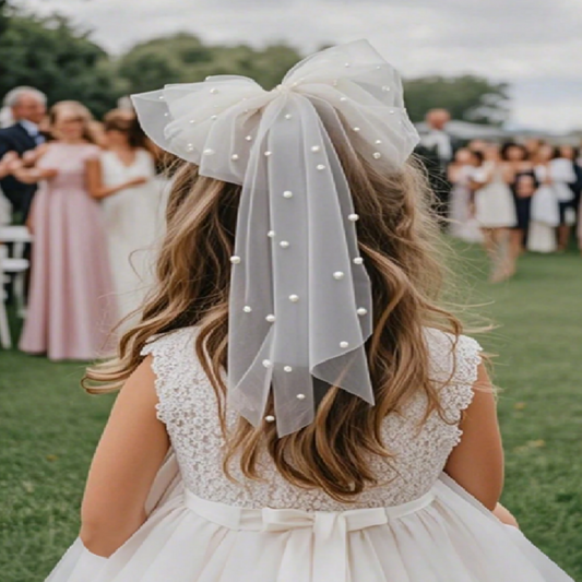 Large bow in White