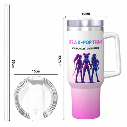 Pink travel mug with K-POP design and measurements on a white background